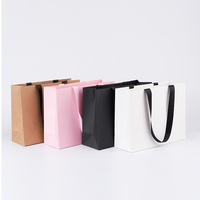 Sacs en papier cadeau écologiques de haute qualité avec poignées, taille et couleur personnalisables, style classique, logo personnalisé, pour magasin de vêtements