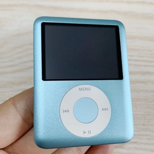 <span class=keywords><strong>Nano3</strong></span> d'occasion original avec nouvelle batterie, coques avant et arrière réparées, 99% neuf, 4 Go 8 Go pour l'écoute - Product Image 5