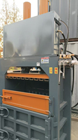 Presse à balles hydraulique verticale 80T pour bouteilles PET, vêtements usagés, canettes en plastique, applications de recyclage par compression de déchets