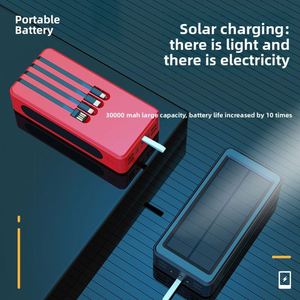 Batterie Externe Solaire PD18W avec Câble, Grande Capacité 30000mAh, 4 Ports de Charge Rapide, Boîtier en Plastique - Product Image 4