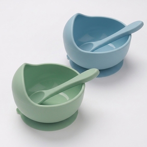 Bol d'alimentation pour bébé en silicone à motif <span class=keywords><strong>de</strong></span> dessin animé, qualité alimentaire, avec fonction d'aspiration - Product Image 1