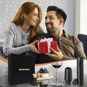 Ensemble 4-en-1 : Bouchon de vin en métal, coupe-capsule, tire-bouchon automatique, décanteur aérateur et ouvre-bouteille électrique rechargeable noir - Product Image 5