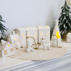 LED 조명 크리스마스 소형 선물 장식 세라믹 미니 스노우 하우스 펜던트, 크리스마스 파티 트리 오너먼트용 장식품 - Product Image 4