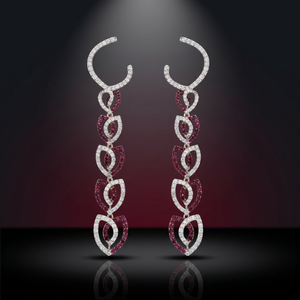 Boucles d'oreilles pendantes de luxe dorées avec diamants brillants, certifiées 14k/18k, bijoux raffinés intemporels pour occasions formelles et cadeaux - Product Image 3