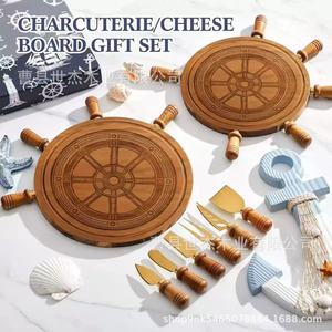 Plateau à collation rond en bois Shijie, planche à fromage en bois massif avec poignées pour servir lors de fêtes - Product Image 5