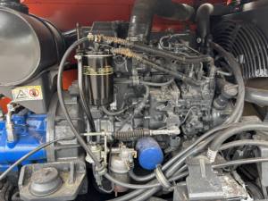 Doosan-Miniexcavadora DX75, larga vida útil, bien mantenida, para riego de jardines, construcción, motor de engranaje operativo de 7 toneladas - Product Image 2