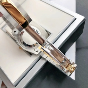 Top-quality fashionable business men's calendar watch, luxurious designer gold circular dial, water-resistant watch - Product Image 5