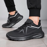 Chaussures de sport pour hommes les plus vendues Printemps Automne Été Ultra-légères Maille respirante Antidérapantes Confortables Résistantes aux chocs Semelle élastique