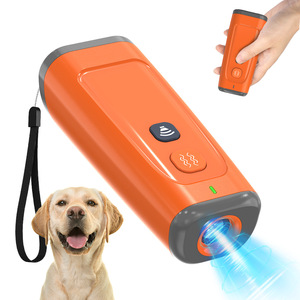 Entraîneur canin ultrasonique multifonction portable 15-30KHz pour équipement d'entraînement des animaux de compagnie - Product Image 1