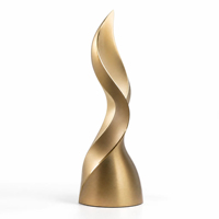 Trophée Sportif Moderne en Métal Coulé, Design Spirale Double Hélice Couronne Ouverte Flamme Zigzag, Plaqué Or, Récompense de Remise de Diplôme