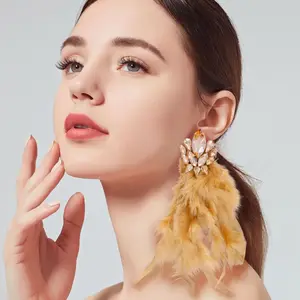 Yingtong Winter Bohemian Crystal Feather Earrings Long Fashion Earrings Feathers For Women 2023 Jewelry