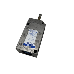 โซลินอยด์ PLC 6211 Mfh-5-1/4 ใช้แล้วครั้งเดียวสำหรับการสาธิตเท่านั้น - Product Image 1