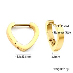 Boucles d'oreilles créoles Huggie en acier inoxydable plaqué or 18 carats, bijoux de mariage, de fiançailles et d'anniversaire, boucles d'oreilles cœur creux pour femmes - Product Image 2