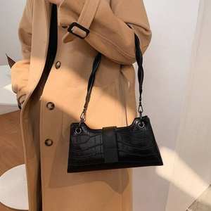 กระเป๋าโท้ทพกพาสะดวกสำหรับผู้หญิง ดีไซน์ทันสมัยลายจระเข้สไตล์เรโทร - Product Image 3