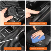 Panneau de garniture de levier de vitesses spécialisé pour Ford Ranger 23-26 avec motif en fibre de carbone pour la modification de l'intérieur automobile.