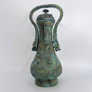 Ancien navire en bronze chinois Hu à manche de faisceau à motifs de hibou utilisé pour les événements de cérémonie de vin fin sacrifie l'artisanat en métal - Product Image 1