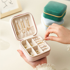 Luxury Mini Travel Portable Jewelry Box Waterproof Dust Square Jewelry Bag PU Leather Gift Case Wholesale