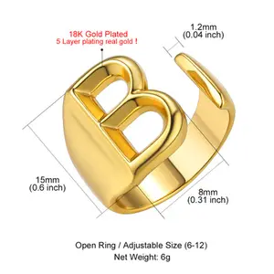 แหวนที่กำหนดเองสแตนเลสตัวอักษรแหวนตัวอักษร A-Z โลโก้ทองที่เต็มไปด้วยเครื่องประดับปรับเปิดกว้างแหวนทองที่เต็มไปด้วยเครื่องประดับ