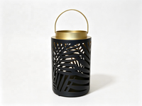 Lanterne en métal noire ajourée à motif de feuille, lanterne décorative portable en fer avec bordure dorée, option d'éclairage LED personnalisable