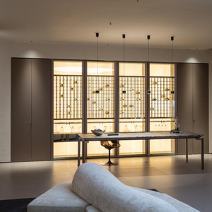 Mueble de Salón Moderno <span class=keywords><strong>con</strong></span> <span class=keywords><strong>Espejo</strong></span> Vertical Alto, Puerta de Vidrio, Luz LED, Estantes de Aluminio, Mueble Bar <span class=keywords><strong>para</strong></span> el Hogar, Hotel, Cafetería - Product Image 1