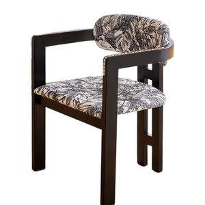 Silla de Comedor de Madera Maciza Estilo <span class=keywords><strong>Matera</strong></span> <span class=keywords><strong>Italiano</strong></span>, de Lujo Ligero y Alta Gama, con Características Personalizables, Diseño de Tres Patas, Hecho en China - Product Image 5