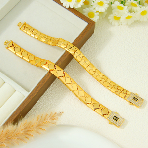 Pulsera de Zirconia de Alta Calidad Estilo Hip Hop, Chapada en Oro de 21k, Diseño de Rompecabezas, Hecha a Mano, para Mujer, Ideal para Regalo de Fiesta - Product Image 4