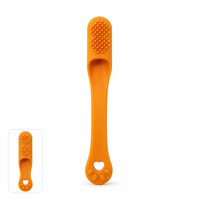 Brosse à dents double face pour chat ODM, brosse à dents pour animaux de compagnie en silicone de qualité alimentaire avec poils doux pour chats, outil de soin buccal