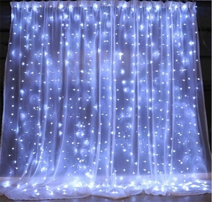 Rideau lumineux 300led à couleur changeante 3x3m 12 Fairy String Lcicle Fairy Light 110V US Plug Holiday Christmas Window Decoration - Product Image 4
