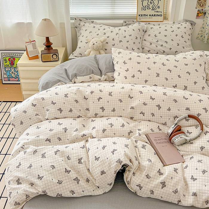 ชุดผ้าปูที่นอน4ชิ้นขนาด2.0ม. พร้อมผ้านวมคลุม200*230