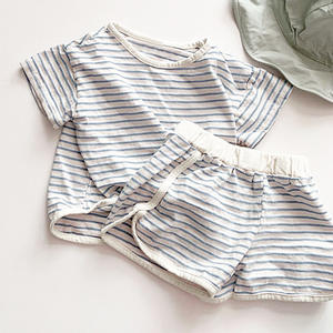 Traje de Verano 2020 Coreano a Rayas de Manga Corta con Pantalones Cortos Casuales - Product Image 4