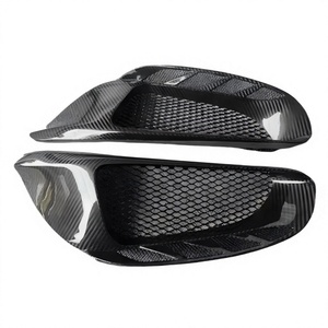 Pièces de voiture de haute qualité adaptées à la Ferrari 488 GTB Spider, kit carrosserie de style Pista en fibre de carbone, garde-boue arrière, aération arrière - Product Image 3