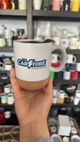 Livraison à temps, logo personnalisé, tasse à café en céramique blanche brillante/mate de 15 oz avec fond en liège et couvercles noirs pour cadeau d'entreprise