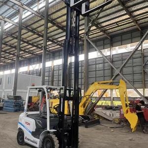 Montacargas Diésel TCM de 2.5 Toneladas de la Mejor Calidad y Precio Económico, Modelo FD25, Originalmente Fabricado en Japón, Montacargas Diésel TCM Japonés a Bajo Precio - Product Image 5