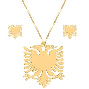Set di Gioielli Antitarnish in Acciaio Inossidabile Placcato Oro 18K e Argento con Aquila Albanese: Orecchini e Collana per Donna - Product Image 2