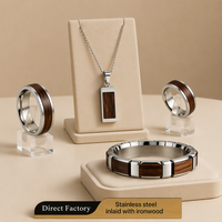 Ensemble de bijoux pour homme en acier chirurgical personnalisé et bois naturel, comprenant une alliance, un collier et un pendentif, avec placage PVD, fabricant de bijoux