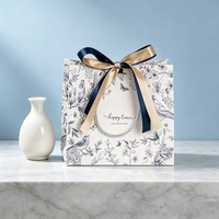 Sac Cadeau Carré de Luxe Écologique Grand Format avec Nœud Doré et Poignée en Corde Tressée – Meilleure Vente – Prêt à Expédier