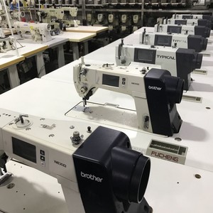 Macchina da Cucire Industriale Brother S-7300A a Braccio Piatto, Monofilo, con Trasporto Elettronico, Azionamento Diretto e Taglio Automatico del Filo - Product Image 2