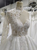 Brillant paillettes dentelle appliques une épaule à manches longues dos nu cathédrale robe de mariée robe de bal