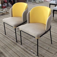 Fauteuil Lounge Gris Postmoderne avec Dossier en Tissu Confortable pour la Maison, le Bureau, l'Hôtel – Design Scandinave pour Salle à Manger et Salon