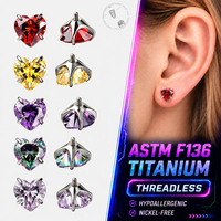 Clou d'oreille en titane ASTM F136 à filetage interne avec zircon en forme de cœur, sans nickel, bijou de piercing d'oreille tendance avec pierre colorée
