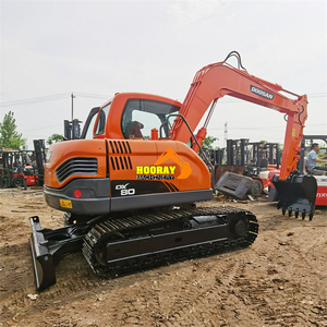 รถขุดดูซาน DX80 มือสอง ขนาด 8 ตัน รุ่น 80 สำหรับงานโครงการขนาดเล็ก DX80 Dh80G DX60 รถขุดดูซานขนาดเล็กพร้อมใบมีด - Product Image 1