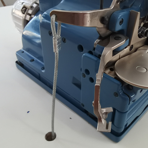 OREN Flat-Bed Industrial High-Speed Double Needle Overlock Stitch <b>Sewing</b> Machine with Gear/Motor/Engine Core Components MG-3U - Product Image 5