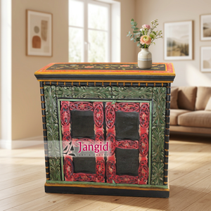 Armoire de salon vintage en bois récupéré peinte, avec porte à panneau surélevé en verre et motifs floraux sculptés à la main, idéale pour chambre d'hôtel ou ferme. - Product Image 4