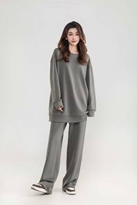 Ensemble Coordonné Personnalisable pour Femmes Musulmanes, Tunique Sweat-shirt Ample et Pantalon Large - Product Image 2