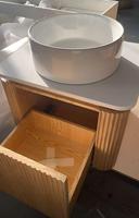 Meuble de salle de bain moderne en chêne à motif rayé, miroir ovale LED de 600 mm, vasque en céramique suspendue au mur pour salle de bain de petite taille