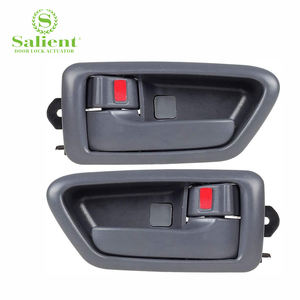 전문 자동차 부품 제조업체 69277-AC010-B2 내부 도어 핸들 도요타 용 블랙 플라스틱 표준 자동차 바디 부품 - Product Image 2