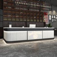 Nouveau comptoir de bar design pour comptoir de caisse de restaurant de boîte de nuit avec comptoir de réception de gymnase de casier à vin