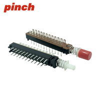 Sakelar Tombol Tekan Kunci Interlocking 6-24 Pin Multi Posisi Panel Mount Merah Nilon Independen SPST 24VDC 300mA