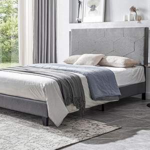 Estructura de cama de plataforma tapizada gris tamaño Queen con soporte de listones de madera de fácil montaje - Product Image 2