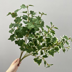 Ramillete de Hojas de Eucalipto Artificiales Meng Jie, Plástico Verde para Decoración de Interiores, Arreglos Florales y Paisajismo - Product Image 2
